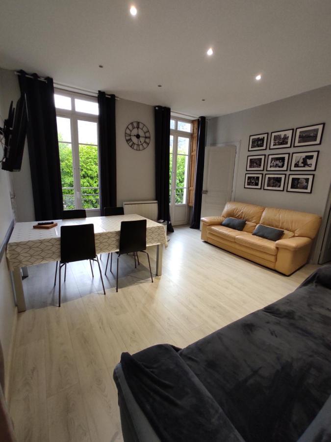 Agreable T2 Au Centre De Luchon Lejlighed Bagnères-de-Luchon Eksteriør billede